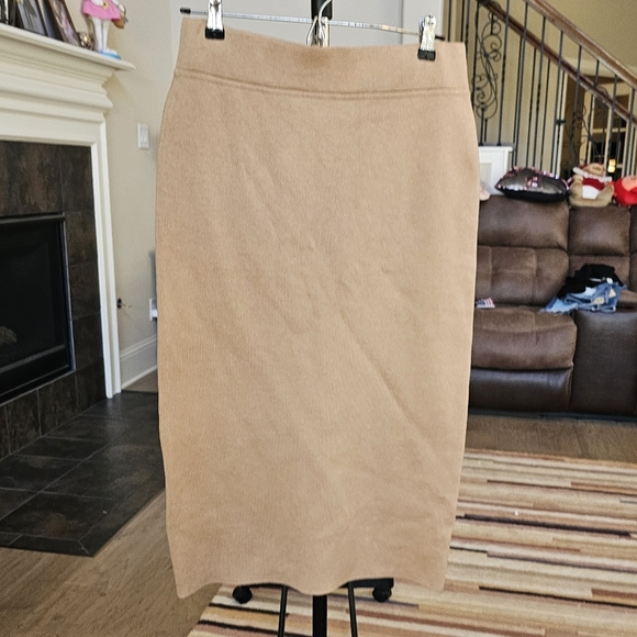 Massimo Dutti skirt M - Picture 2 of 14